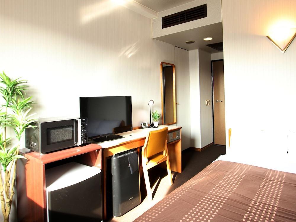 Hotel Livemax Budget Уцуномия Экстерьер фото