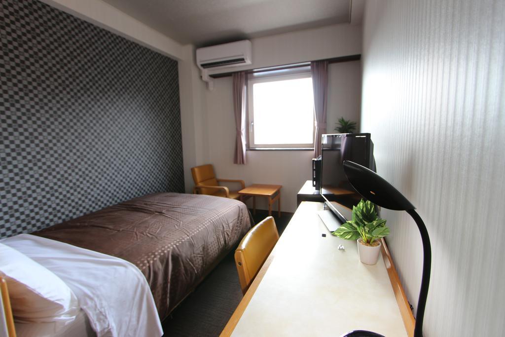 Hotel Livemax Budget Уцуномия Экстерьер фото
